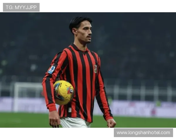 赖因德斯表现平平2射0正0助攻7对抗未果获低分61